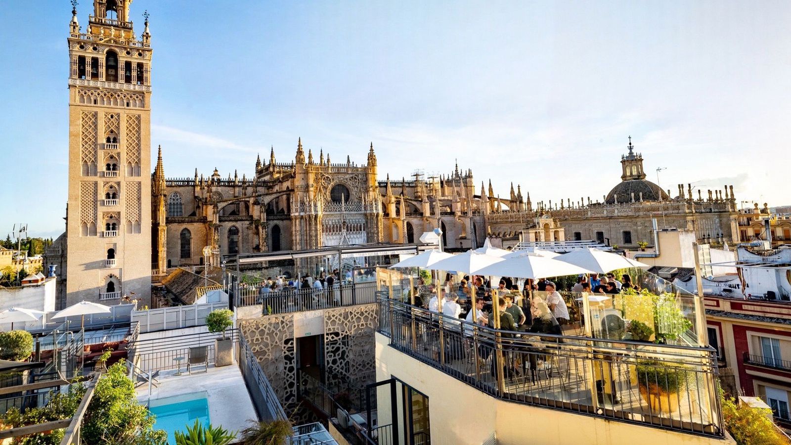 Hotel EME Catedral Mercer, terrace overlooking the Cathedral of Seville