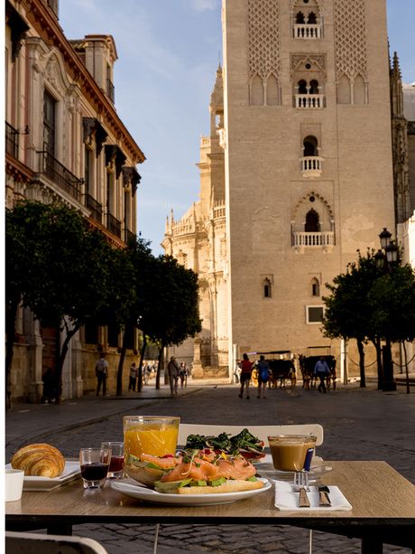 Terrace of Mi Arma Restaurant from EME Catedral Mercer Hotel